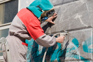 Removing graffiti from concrete